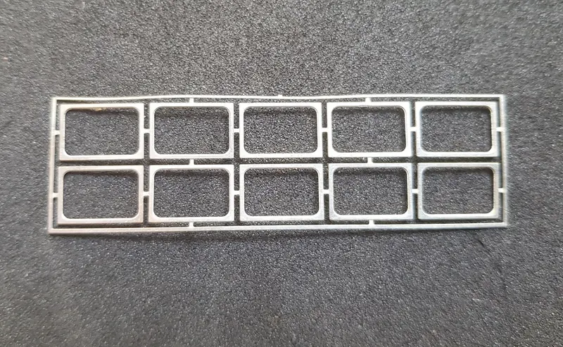 Krm-Ho041 - Beclawat Windows - Backings For 11.5Mm X 7.3Mm - 10Pc (Ho Scale) 1
