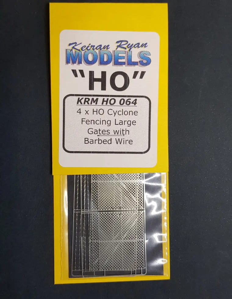 Krm-Ho064 - Cyclone Fencing Large Gates With Barbed Wire - 4Pc (Ho Scale) 1