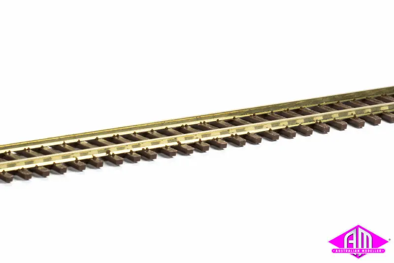 Micro Engineering - 10-102 - Flex Trak - Non-Weathered - Code 100 (Ho Scale) 1