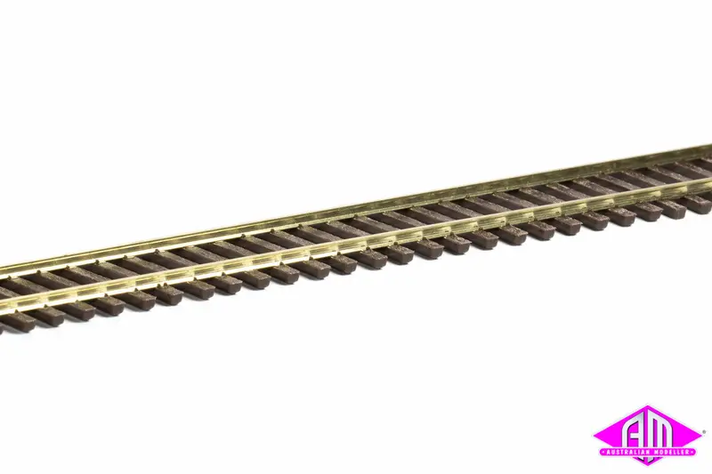Micro Engineering - 10-104 - Flex-Trak - Non-Weathered - Code 83 - 6Pc (Ho Scale) 1