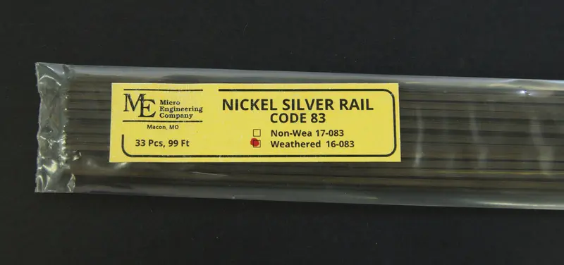 Micro Engineering - 16-083 - Weathered Rail - Code 83 1