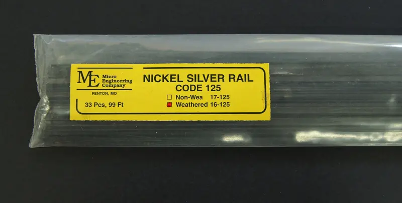 Micro Engineering - 16-125 - Weathered Rail - Code 125 1