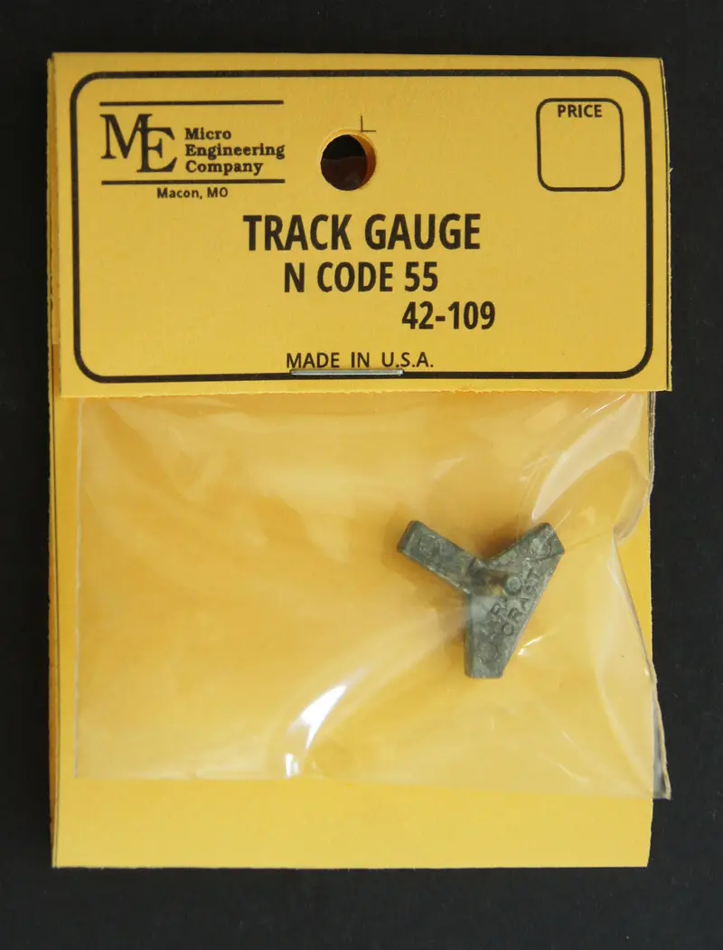 Micro Engineering - 42-109 - Track Gauge - Code 55 - Metal 3 Point (N Scale) 1