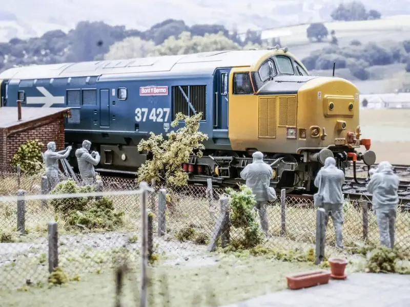 Modelu - 9008-087 - Photographer Bundle (Ho Scale) 1