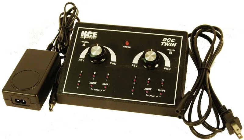 Nce - 524-46 - Dcc Twin Dual Control Starter System 1