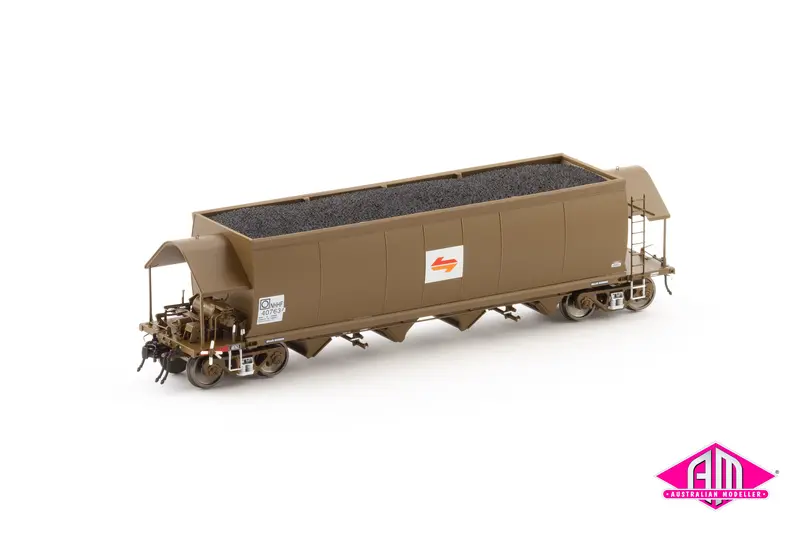 Nhhf Coal Hopper, Freight Rail Wagon Grime With Candy L7 - 4 Car Pack (Nch-104) Ho Scale 1
