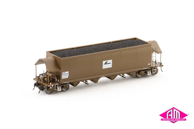 Nhhf Coal Hopper, Freight Rail Wagon Grime With Faded L7 - 4 Car Pack (Nch-103) Ho Scale 1