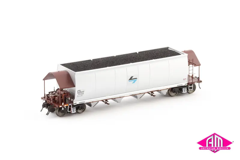 Nhhf Coal Hopper, Ptc Red/Silver With Black/Blue L7 - 4 Car Pack (Nch-101) Ho Scale 1