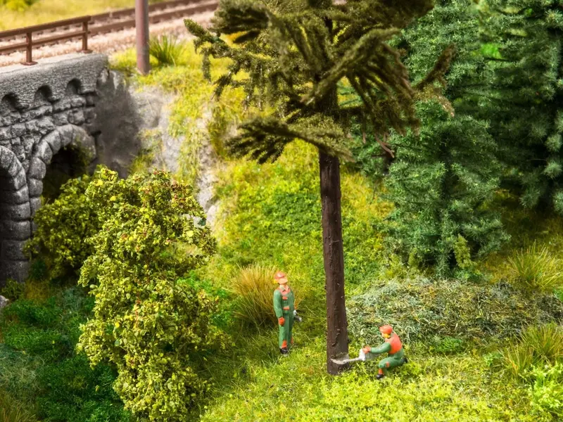 Noch 12956 - Sound-Scene - Felling Trees (N Scale) 1