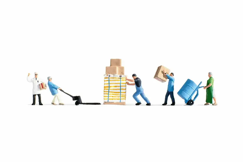 Noch 15038 - Figure Set - Warehousemen (Ho Scale) 1