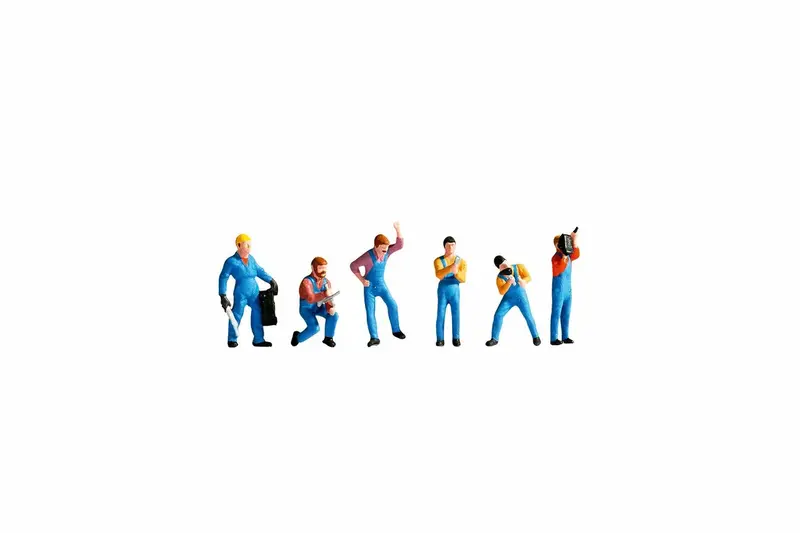 Noch 15108 - Figure Set - Car Mechanics (Ho Scale) 1