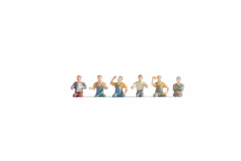 Noch 15244 - Figure Set - Lorry Drivers And Co-Drivers (Ho Scale) 1