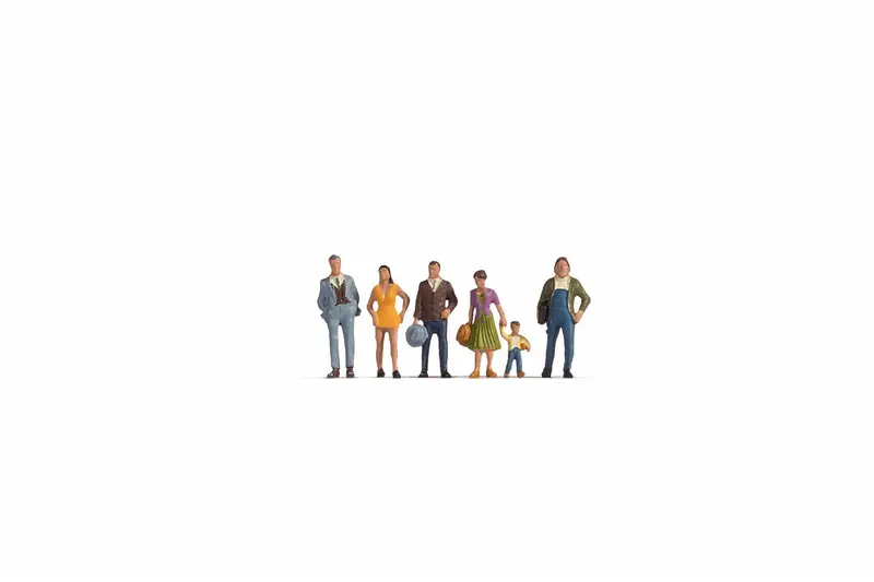 Noch 15479 - Figure Set - Pedestrians In The City (Ho Scale) 1