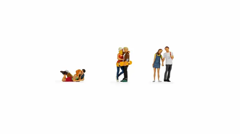 Noch 15512 - Figure Set - Young Couples (Ho Scale) 1