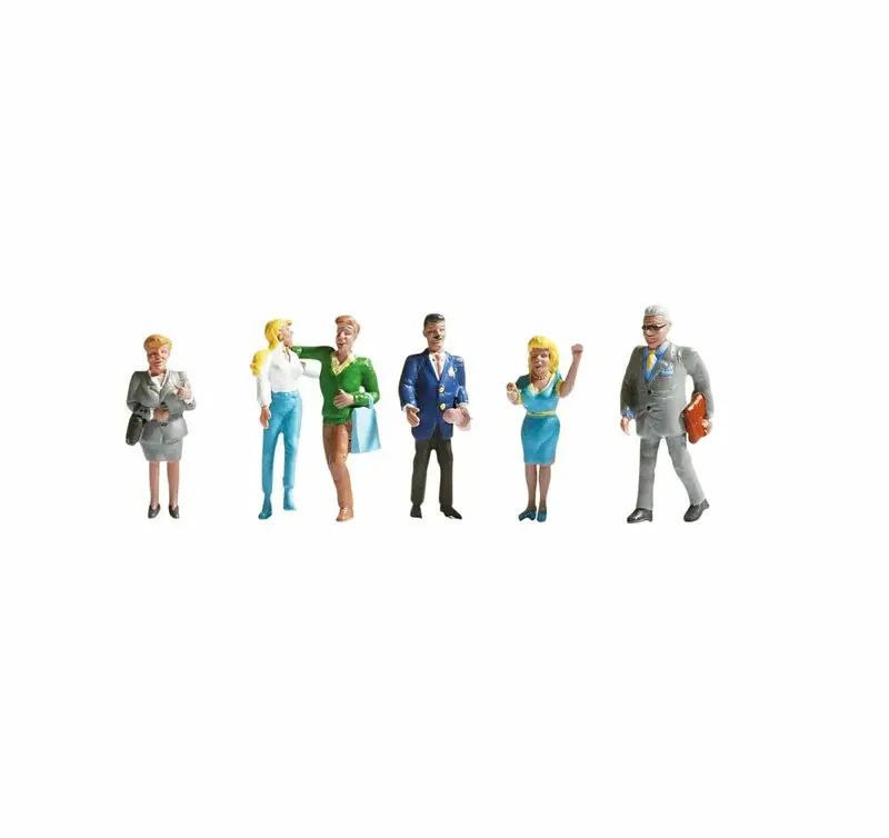 Noch 15520 - Figure Set - Pedestrians (Ho Scale) 1