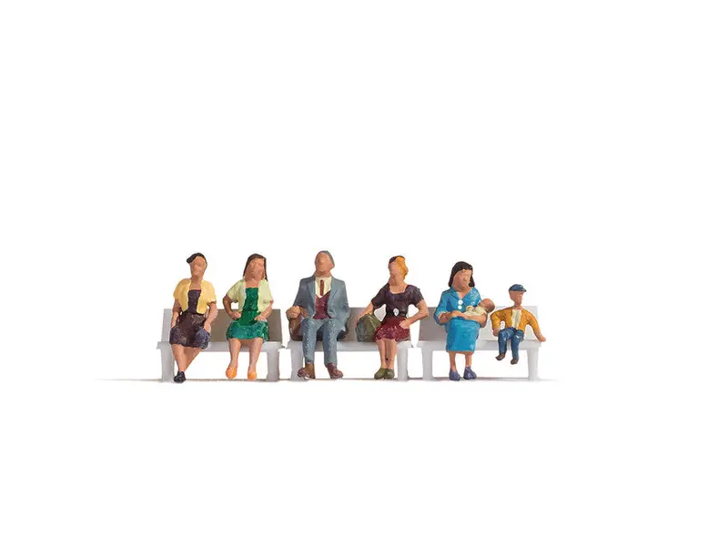 Noch 15533 - Figure Set - Sitting People Without Benches A (Ho Scale) 1