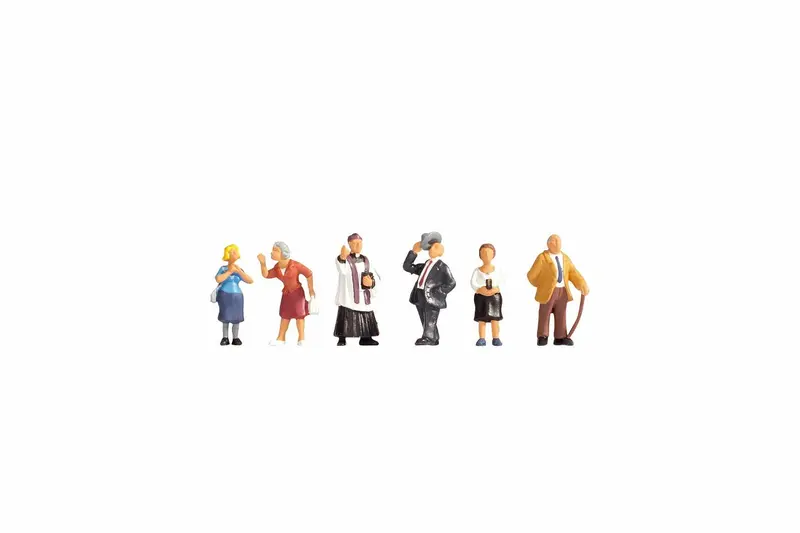 Noch 15577 - Churchgoers (Ho Scale) 1