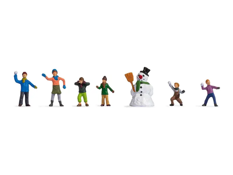 Noch 15821 - Figure Set - Children In The Snow (Ho Scale) 1