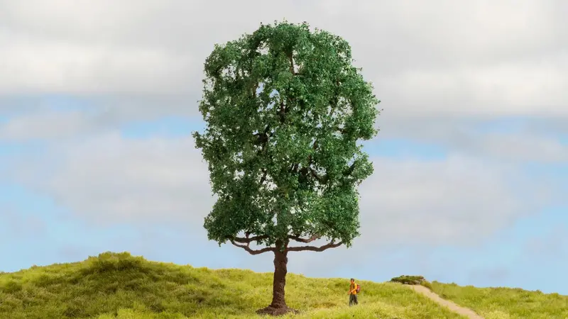 Noch 20105 - Chestnut Tree (19Cm) 1