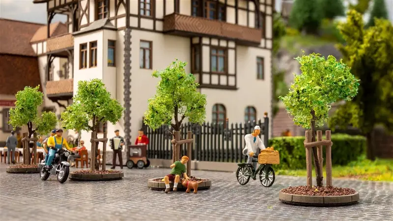 Noch 21538 - Saplings With Tree Props (Ho Scale) 1