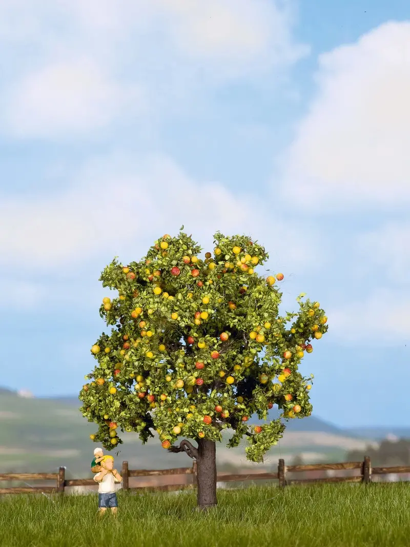 Noch 21560 - Apple Tree With Fruit 1
