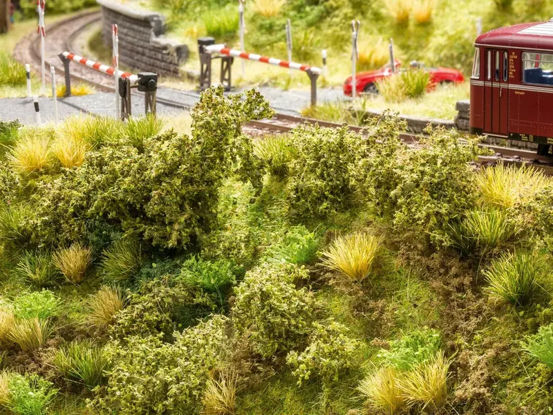 Noch 23102 - Embankment Vegetation Kit 1
