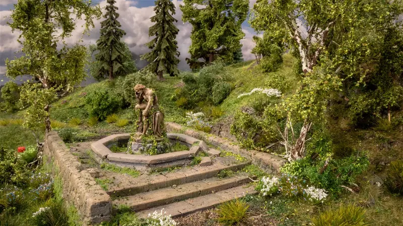 Noch - 60760 - Abandoned Place - Fountain (Ho Scale) 1