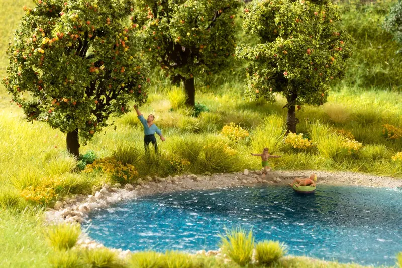 Noch - 60774 - Vegetation Starter Set - On The Bank 1