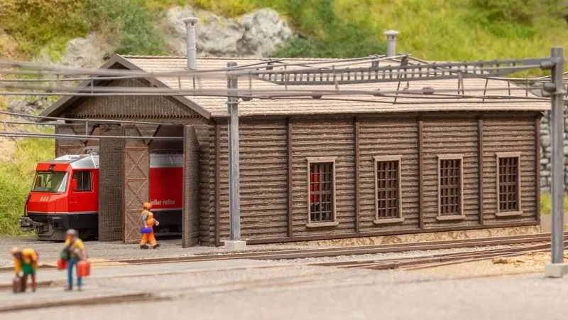 Noch 63025 - 'Bergün' Locomotive Shed (N Scale) 1