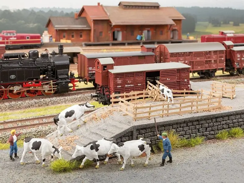 Noch 65614 - Scenery Set Cattle Transport (Ho Scale) (Discontinued) 1