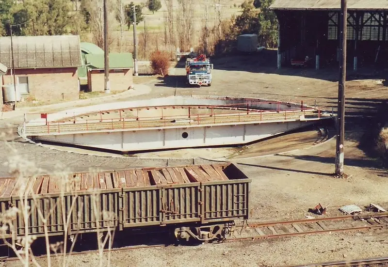Nswgr 75' Turntable Kit (Ho Scale) 1