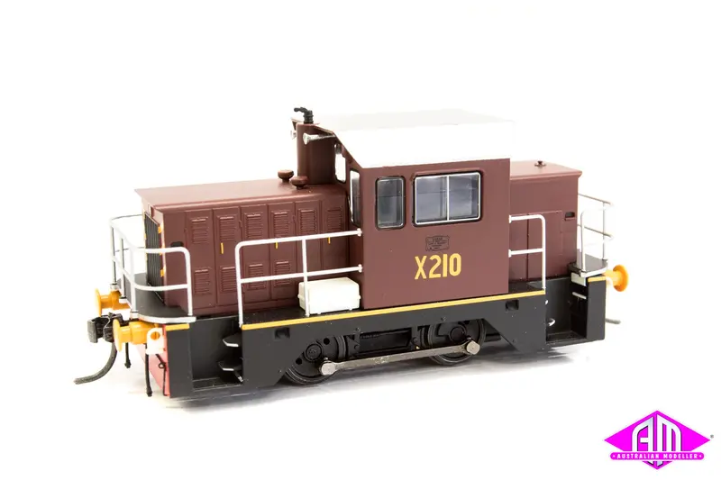 Nswgr X200 Class Rail Tractor X210 Rail Tractor - Indian Red 1