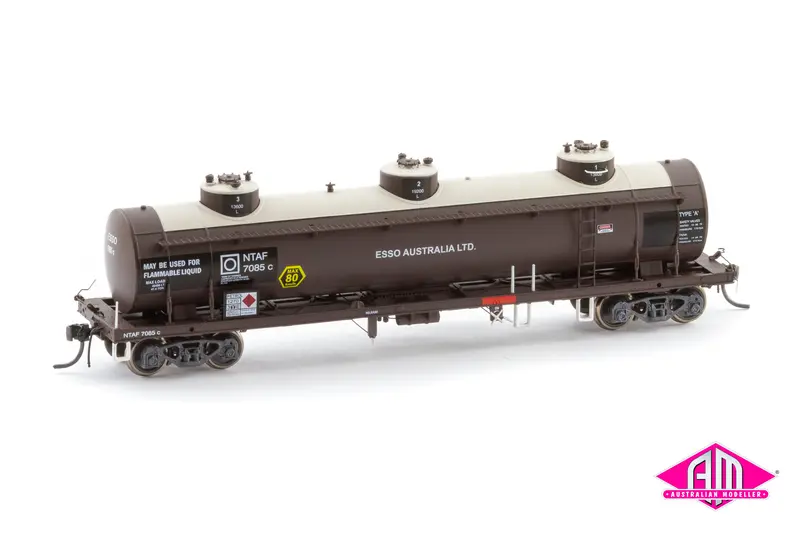 Nswsra Ntaf 10,000 Gallon Rail Tank Cars 4 Car Pack 1983-1995 Ntaf 003 (Ho Scale) 1