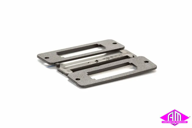 Peco - Pl-28 - Mounting Plates For Pl-26 - 6Pc 1