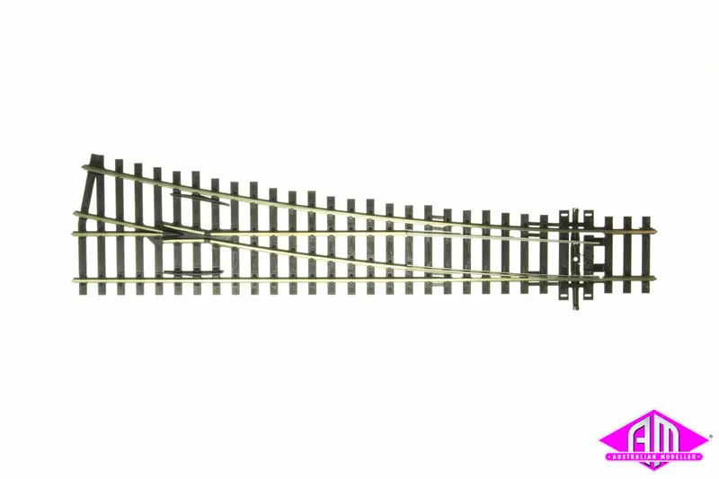 Peco - Sl-95 - Code 100 Insulfrog - Medium Right Hand Turnout (Ho Scale) 1