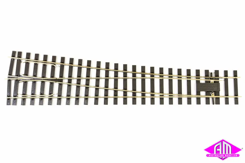 Peco - Sl-E791bh - Right Hand Medium Point (O Scale) 1