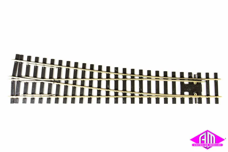Peco - Sl-E791fb - Flat Bottom - Right Hand Turnout (O Scale) 1