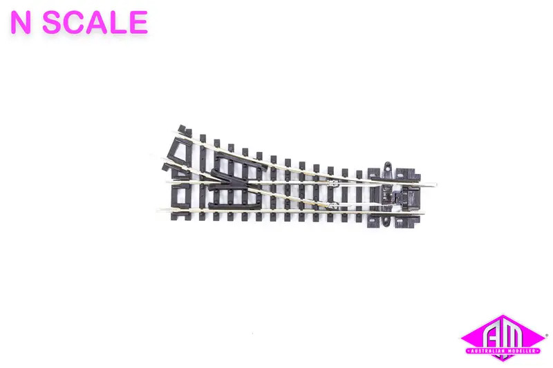 Peco - St-5 - Code 80 Setrack - Right Point - 9" Radius (N Scale) 1