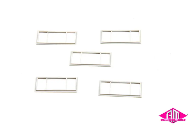 Qra023 - Large Windows 5Pc (Ho Scale) 1