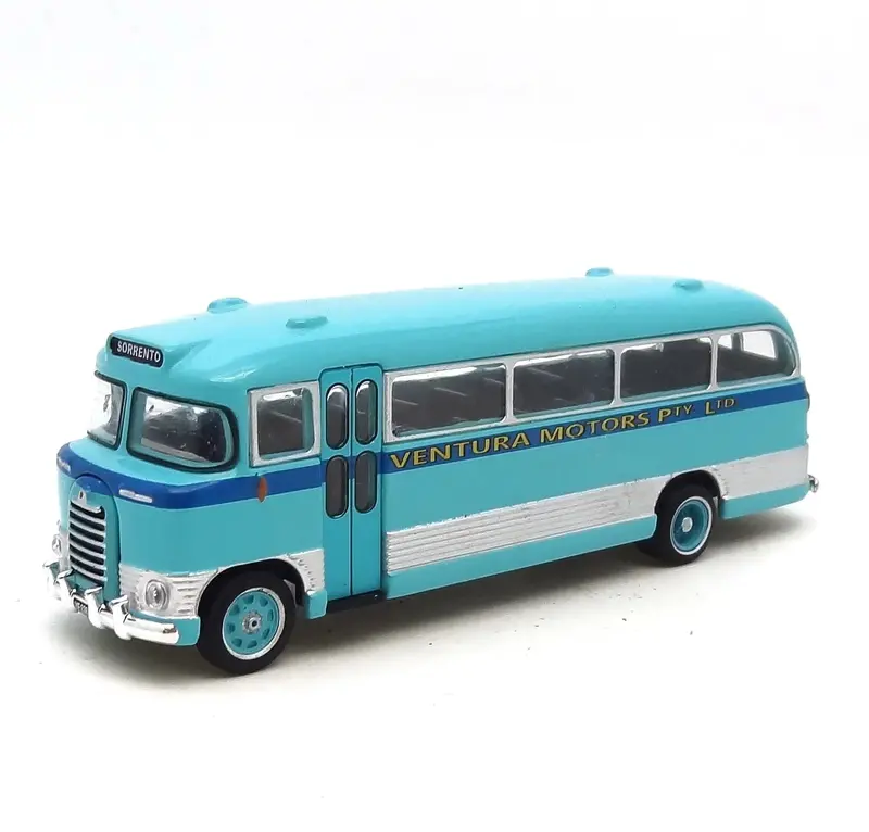 Road Ragers - 1957-59 Bedford Sb Bus Ventura Bus Lines (Ho Scale) 1