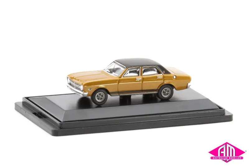 Road Ragers - 1968 Xt Falcon Gt Gold / Black Vinyl Roof 1