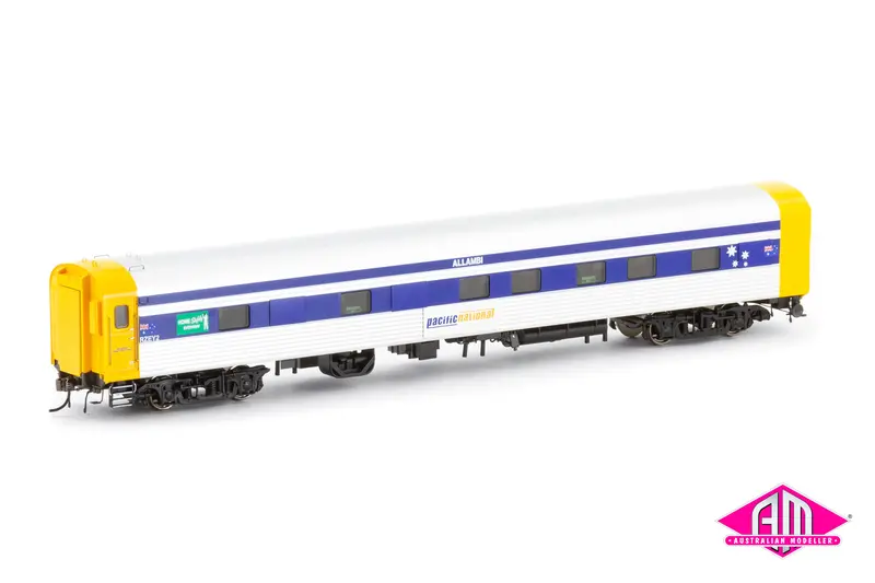 Rzey Crew Car, Pacific National Blue/Yellow With Stars (2007-Present) - Single Car (Ho Scale) 1