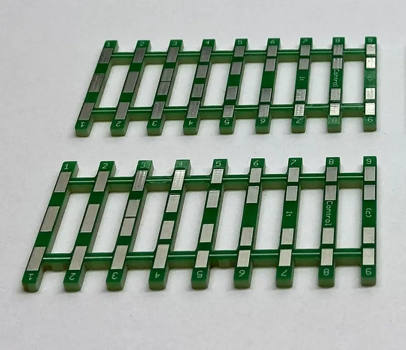 Trk-Grs-Ho-B - Controlit - Guard Rail Sleepers Bidirectional Track (Ho Scale) 1