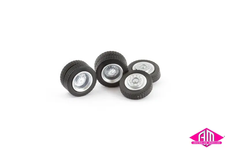 Truck & Bus Rims & Tires, 24Pc (Sp-185) Ho Scale 1