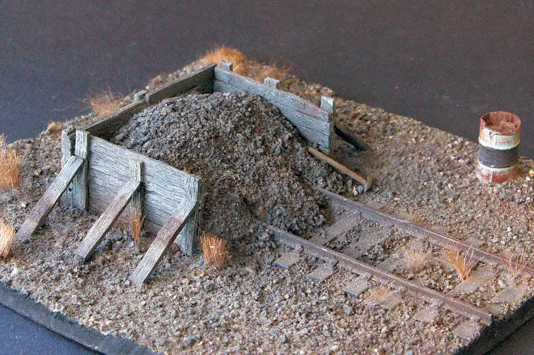 Uneek - Un-541 - Ash Filled Buffer (Ho Scale) 1