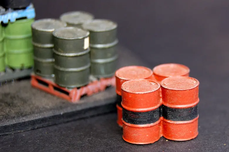 Uneek - Un-550 - 44 Gallon Drum - 4Pc (Ho Scale) 1