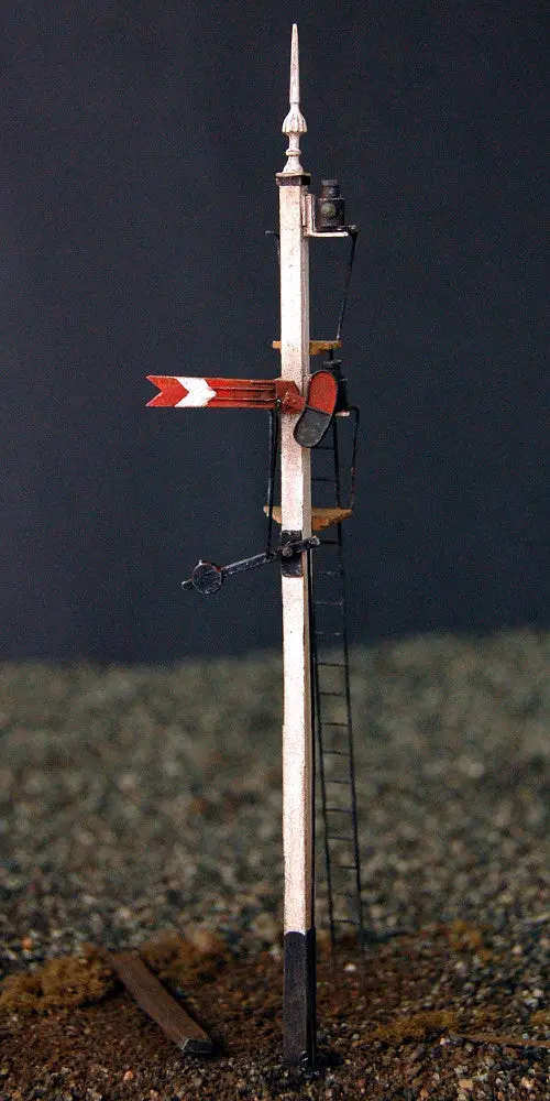 Uneek - Un-574 - Drop Distant Static Signal (Ho Scale) 1