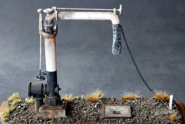 Uneek - Un-682 - Water Crane (Ho Scale) 1