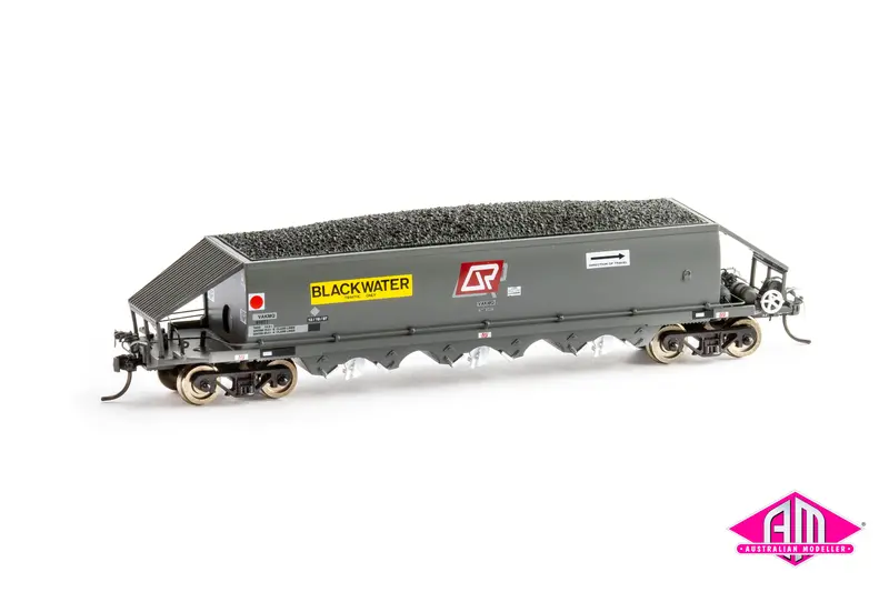 Vak Coal Hopper Vakmq Weathered Qr Red Vak308 (4 Car Set) Ho Scale 16.5Mm 1