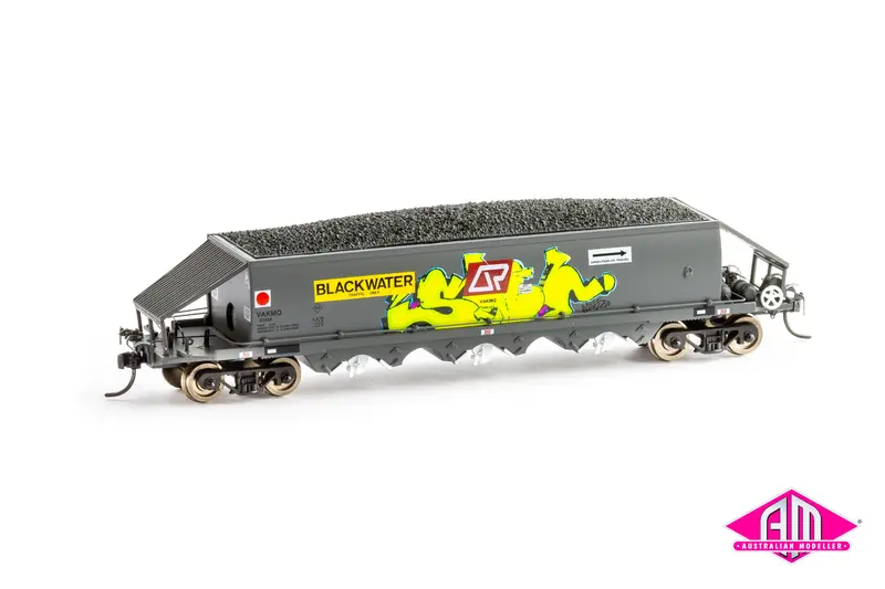 Vak Coal Hopper Vakmq Weathered Qr Red Vak309 (4 Car Set) Ho Scale 16.5Mm 1